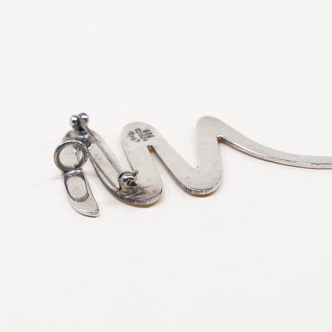 Vintage sterling silver handmade brooch, solid 925 silver tornado pin