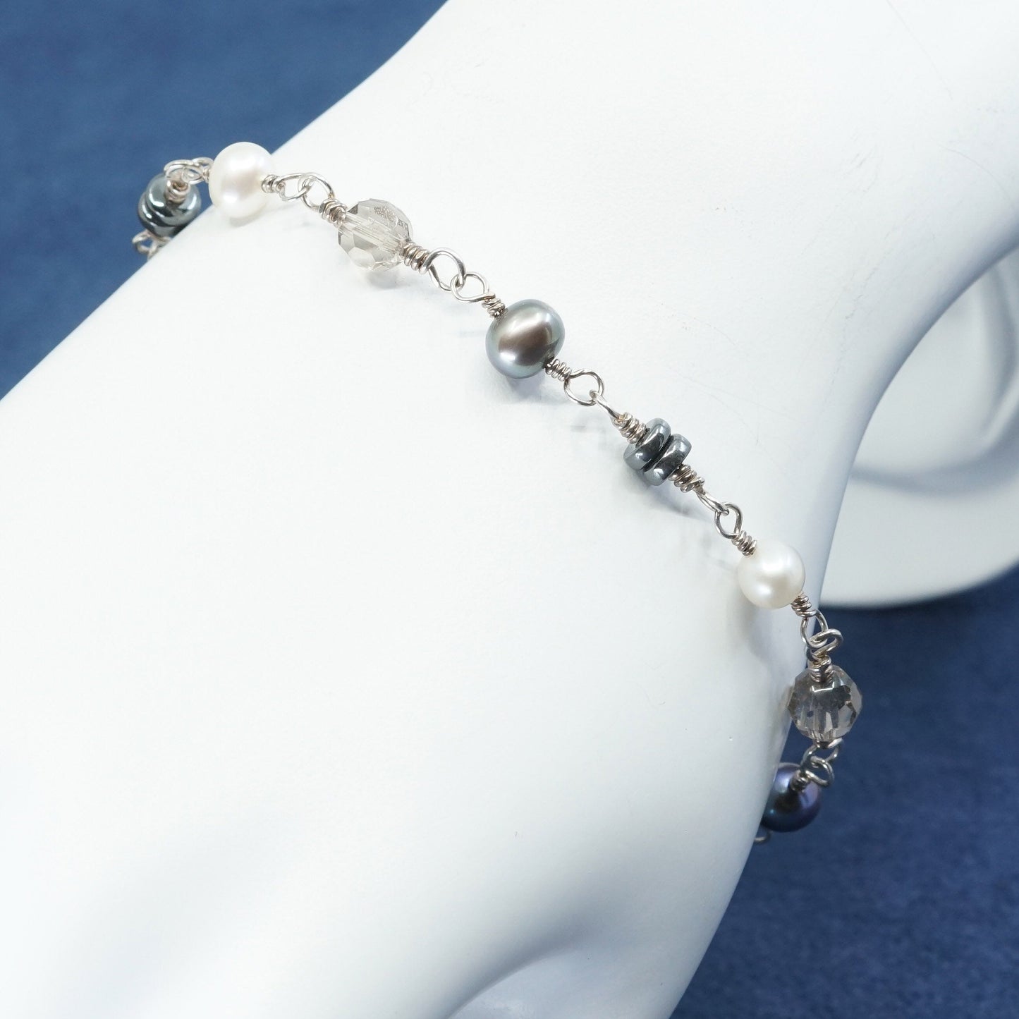 7", Sterling silver handmade bracelet, 925 clasp w/ pearl N crystal beads