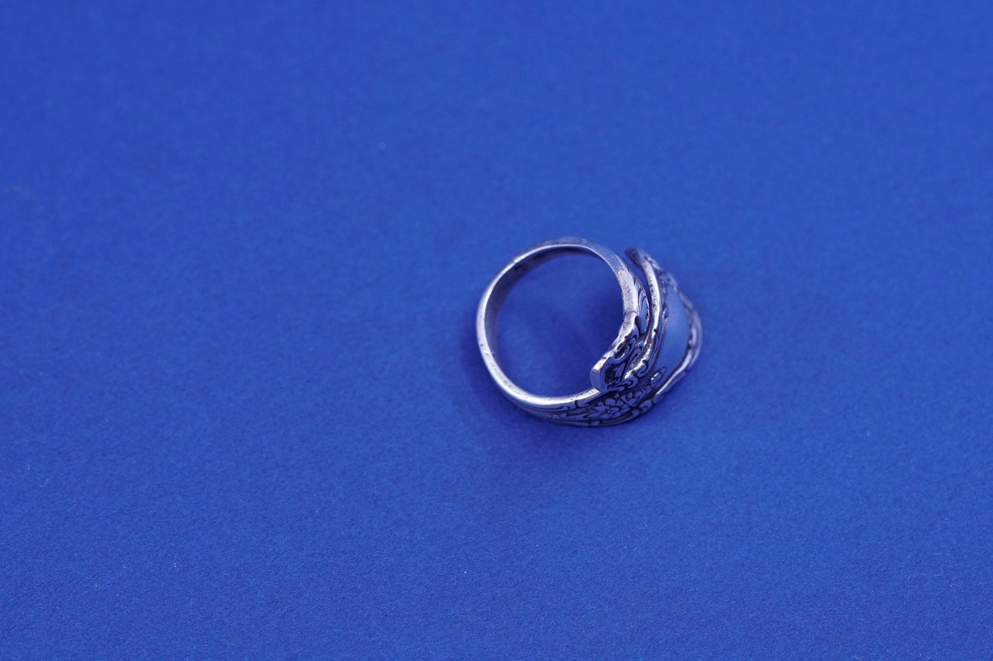 Size 4.75, vintage Sterling silver handmade ring, 925 flower spoon wrap band