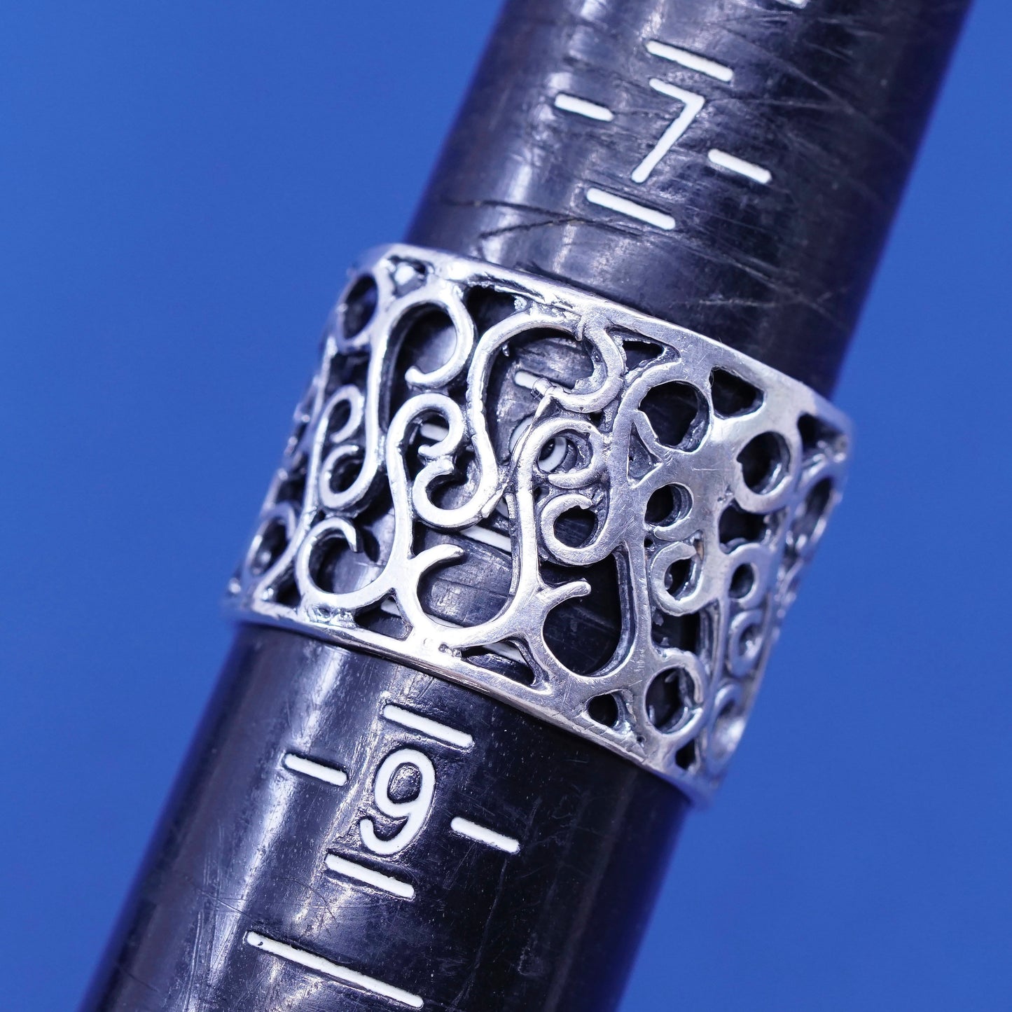 Size 8, vtg Israel sterling silver ring, handmade 925 filigree band w/ opal