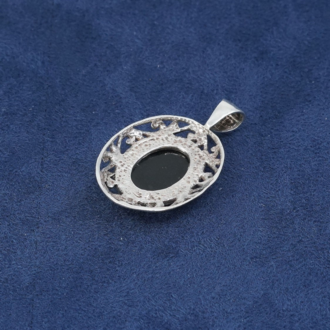 vtg Sterling silver handmade pendant, 925 pendant w/ agate cameo