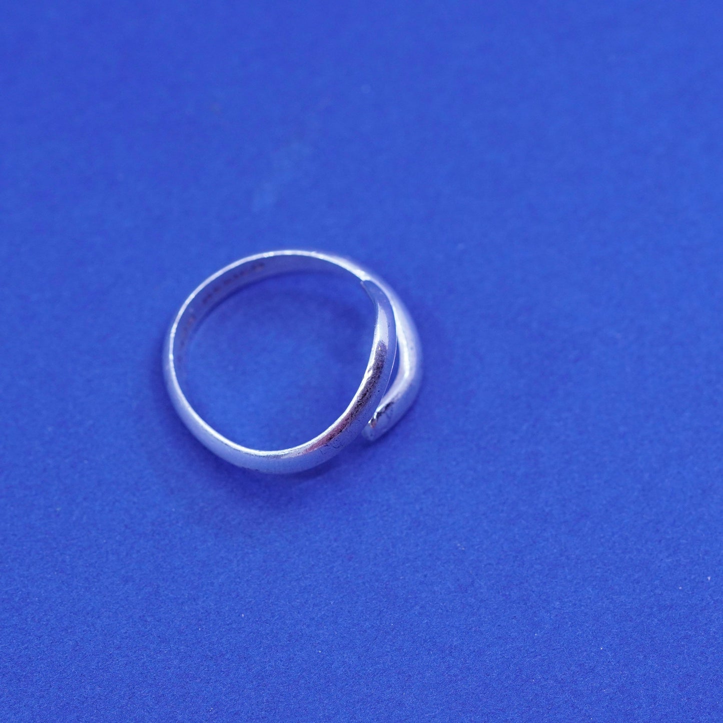 Size 8.25, vintage Sterling silver handmade wrapped ring, modern 925 ring