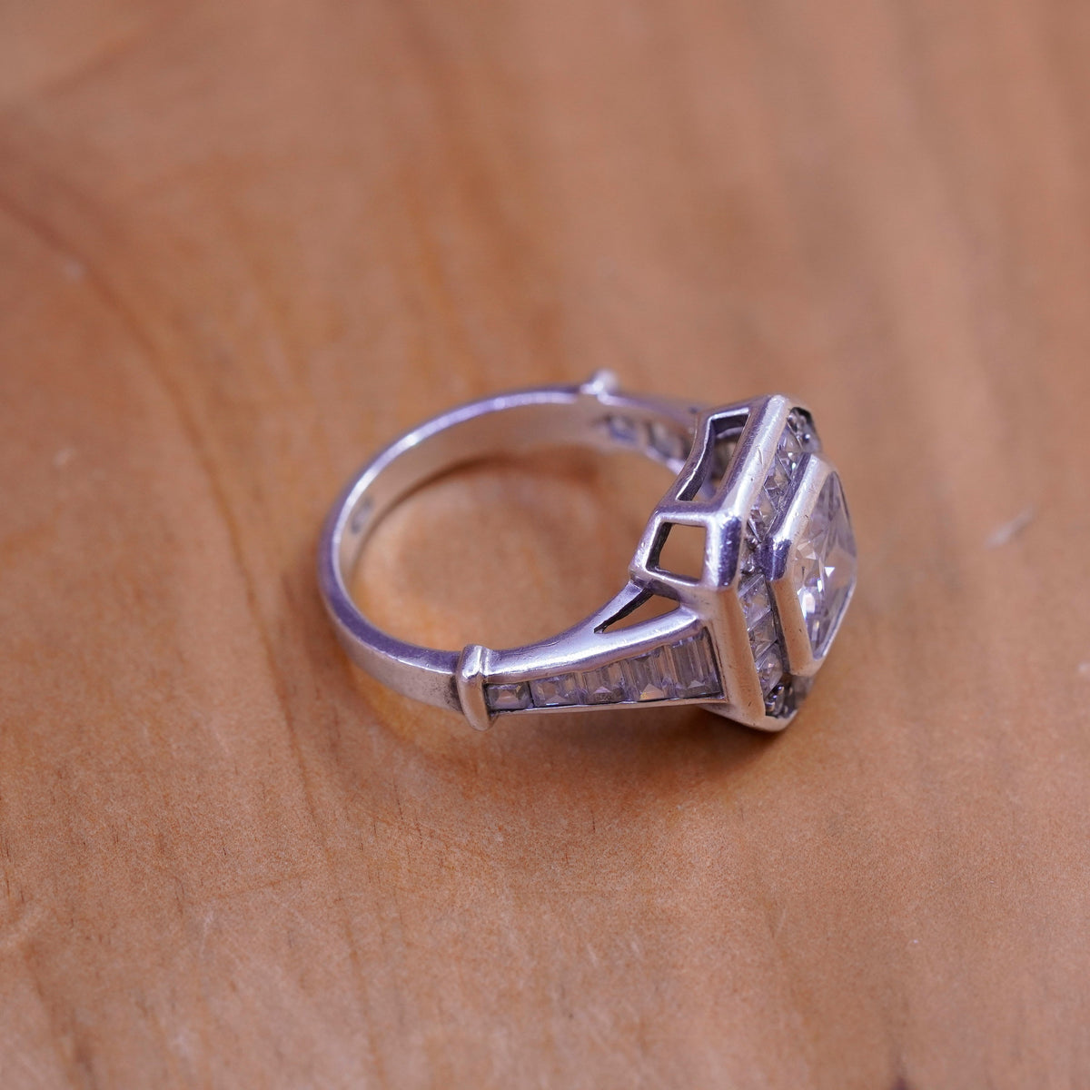 Size 7, vintage Sterling 925 silver engagement ring with cluster cz