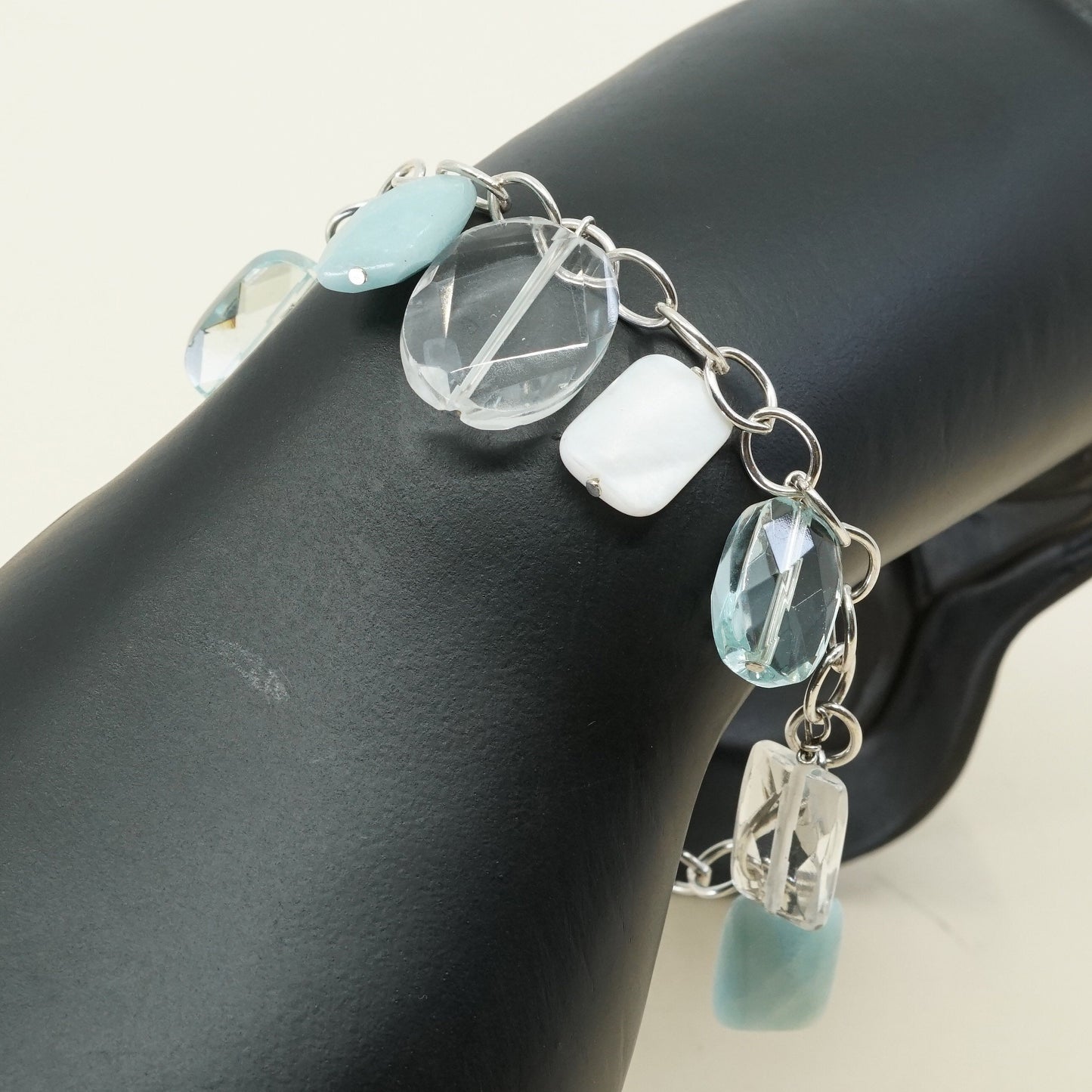 7", Sterling 925 Silver Circle Chain w/ jade and crystal charms, bracelet jade