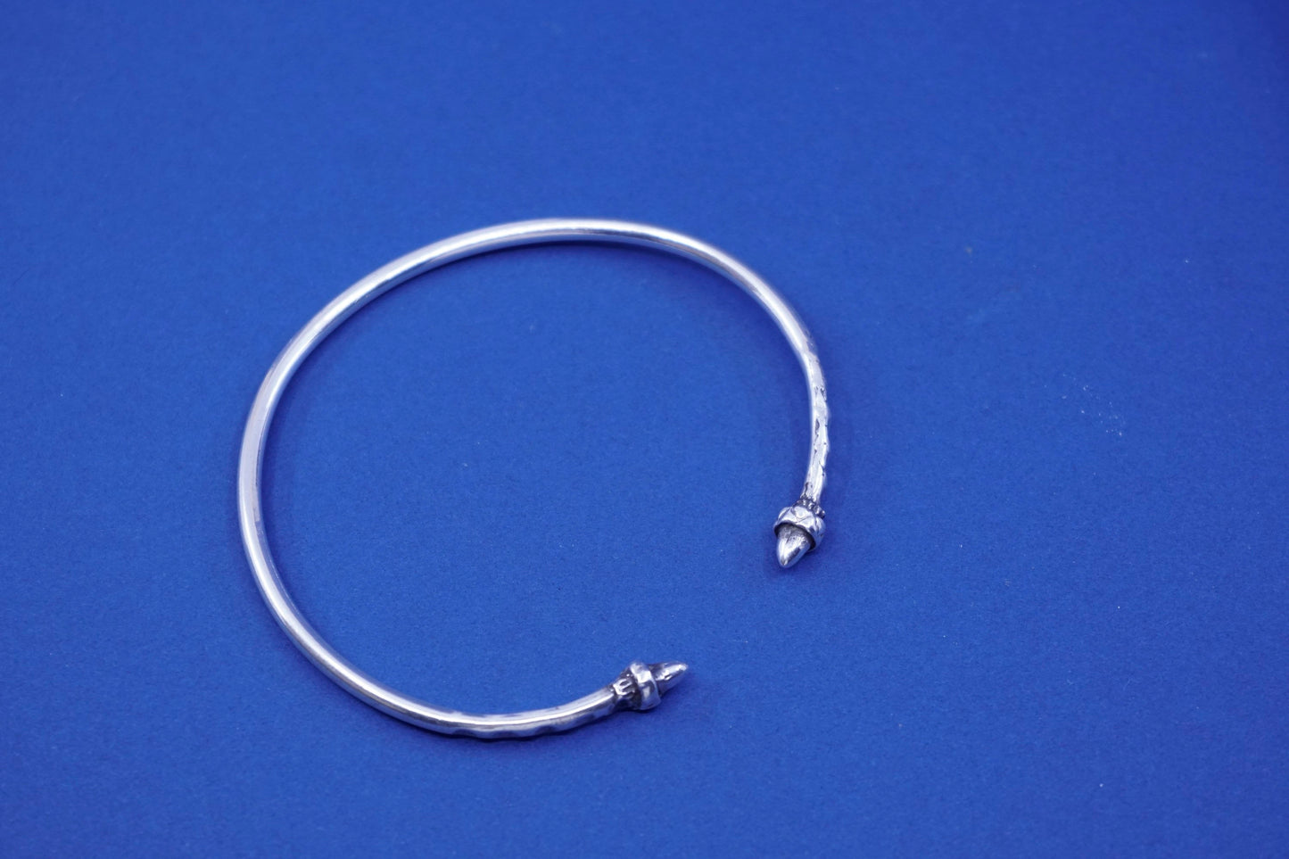 8.5”, vtg sterling silver handmade bracelet, stackable 925 cuff with arrow