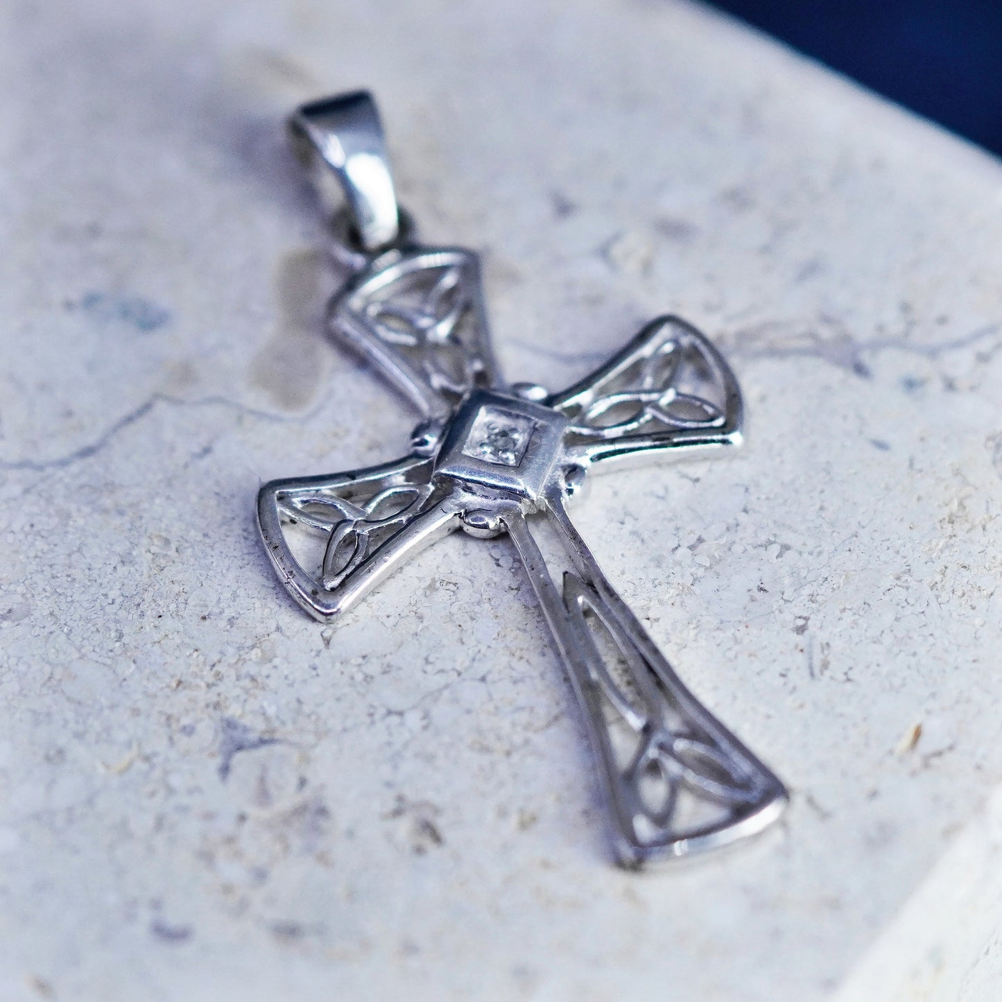 Vintage Sterling silver handmade pedant, filigree 925 cross w/ genuine diamond