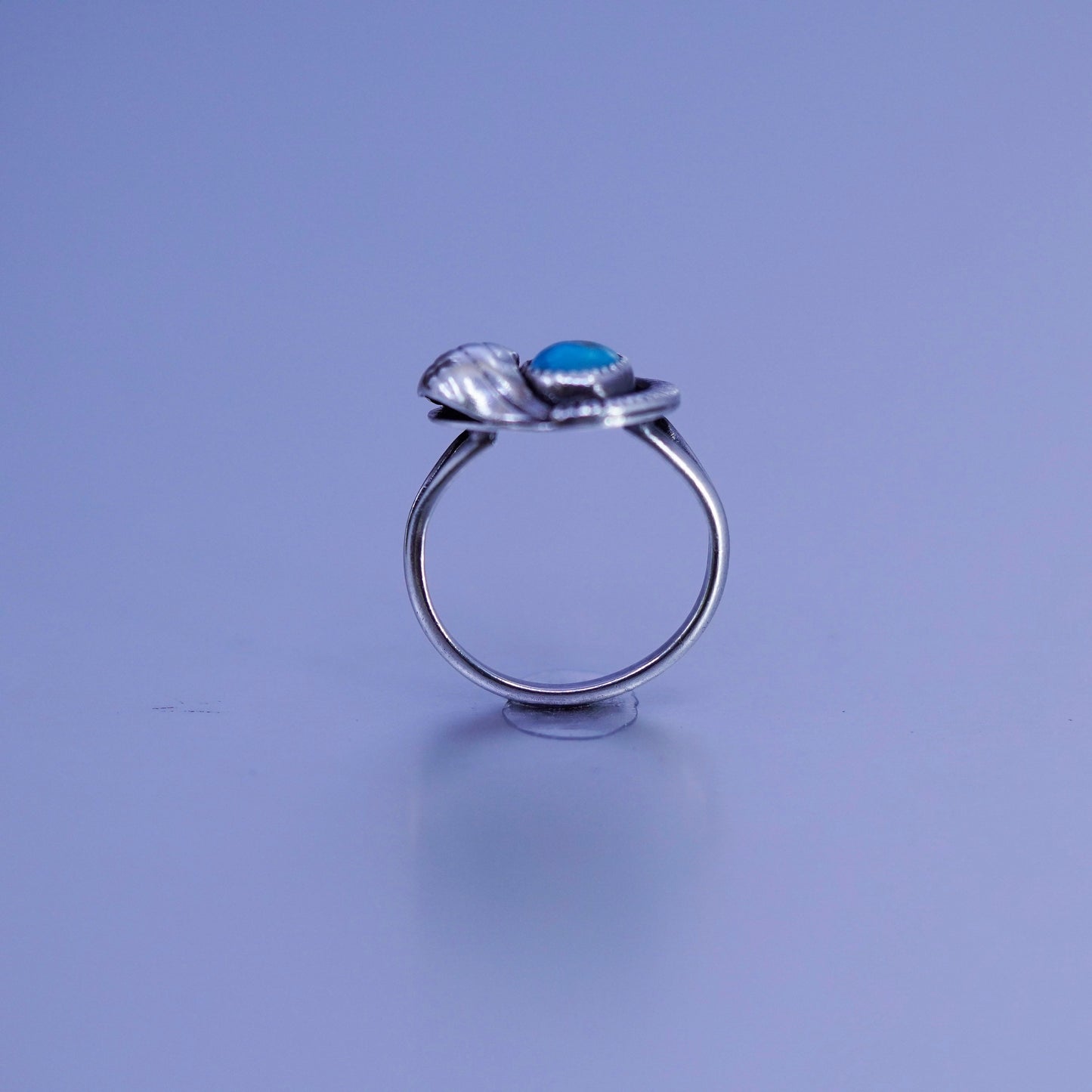 Size 6.5, Native American navajo Sterling 925 silver ring turquoise feather
