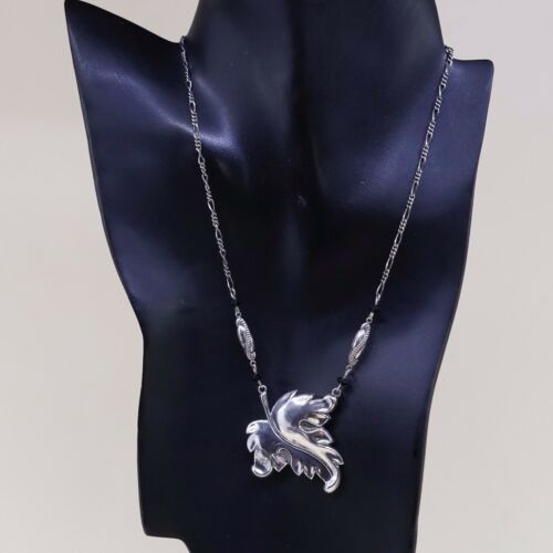 16” Vtg Handmade Sterling 925 Silver Necklace Figaro Chain W/ Maple Leaf Pendent