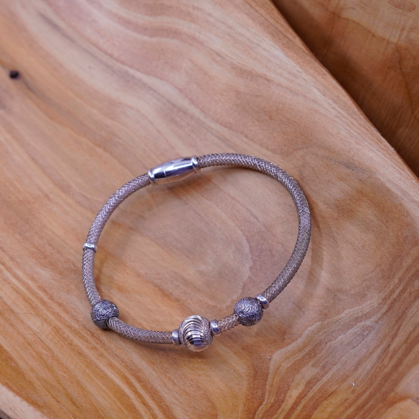6.75”, vtg Italy Sterling silver handmade bracelet, 925 bangle beads metallic