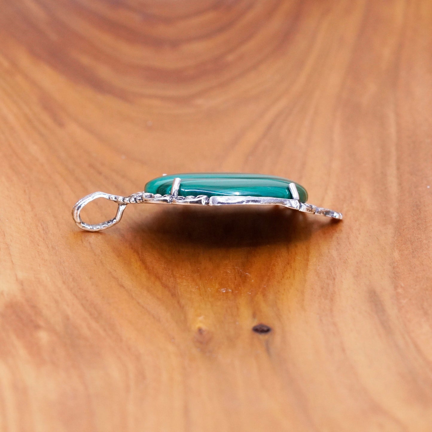 Southwestern Sterling 925 silver handmade pendant round malachite beads