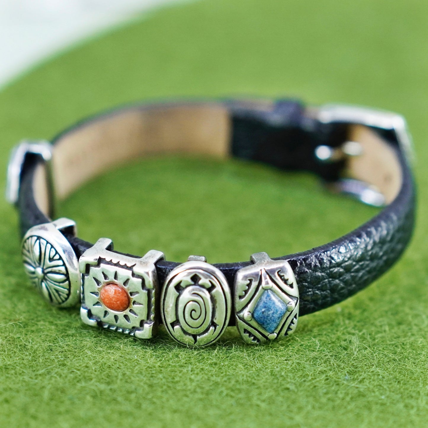 6”, vtg prerogatives black leather bracelet, sterling 925 silver charms clasp