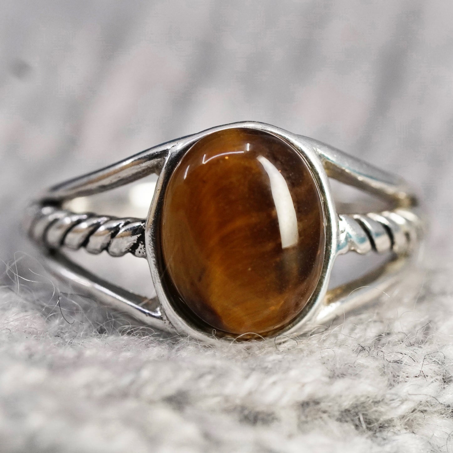 Size 7, vintage Sterling 925 silver handmade ring with golden tiger eye