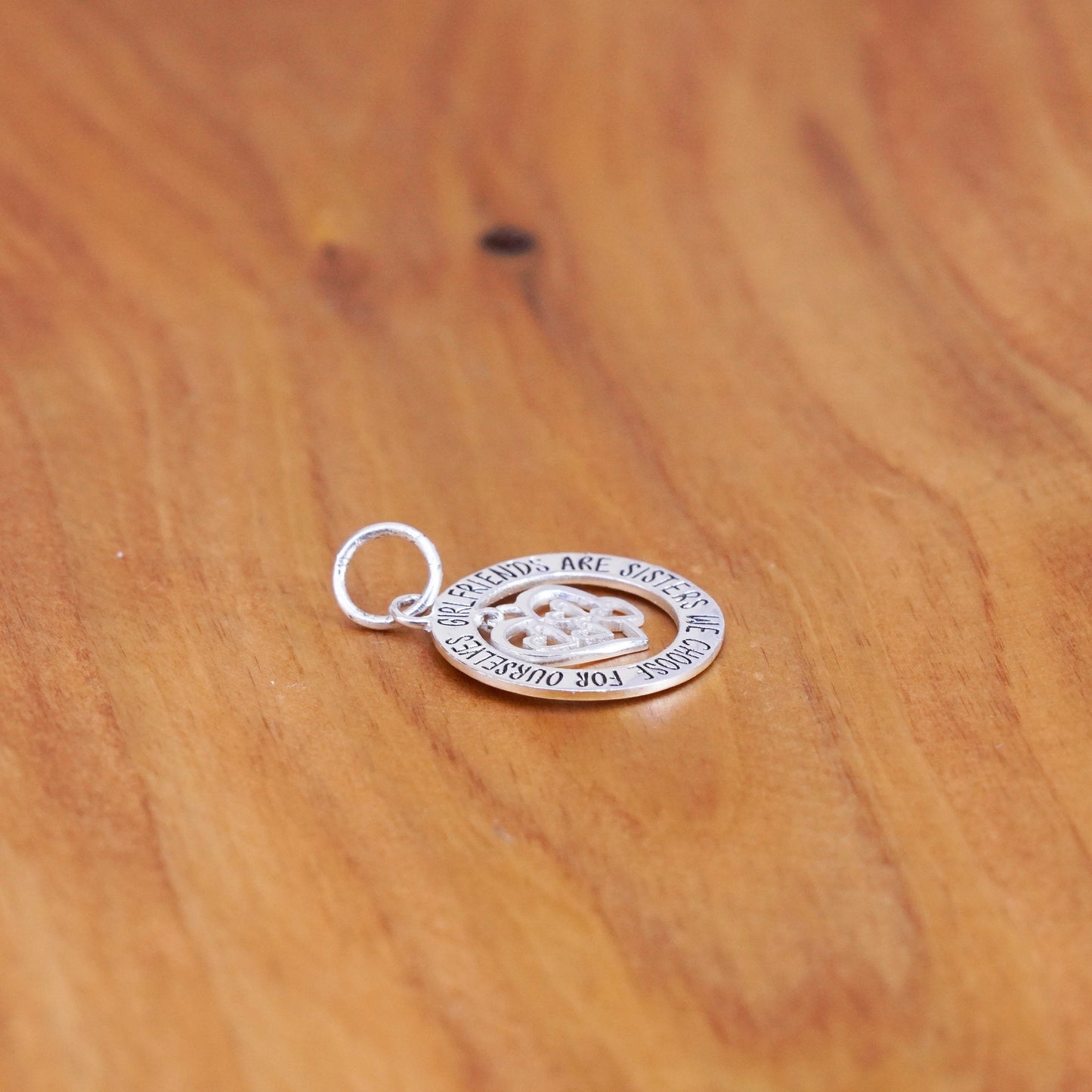 vtg Sterling silver handmade quote pendant, 925 circle “girlfriends are sisters