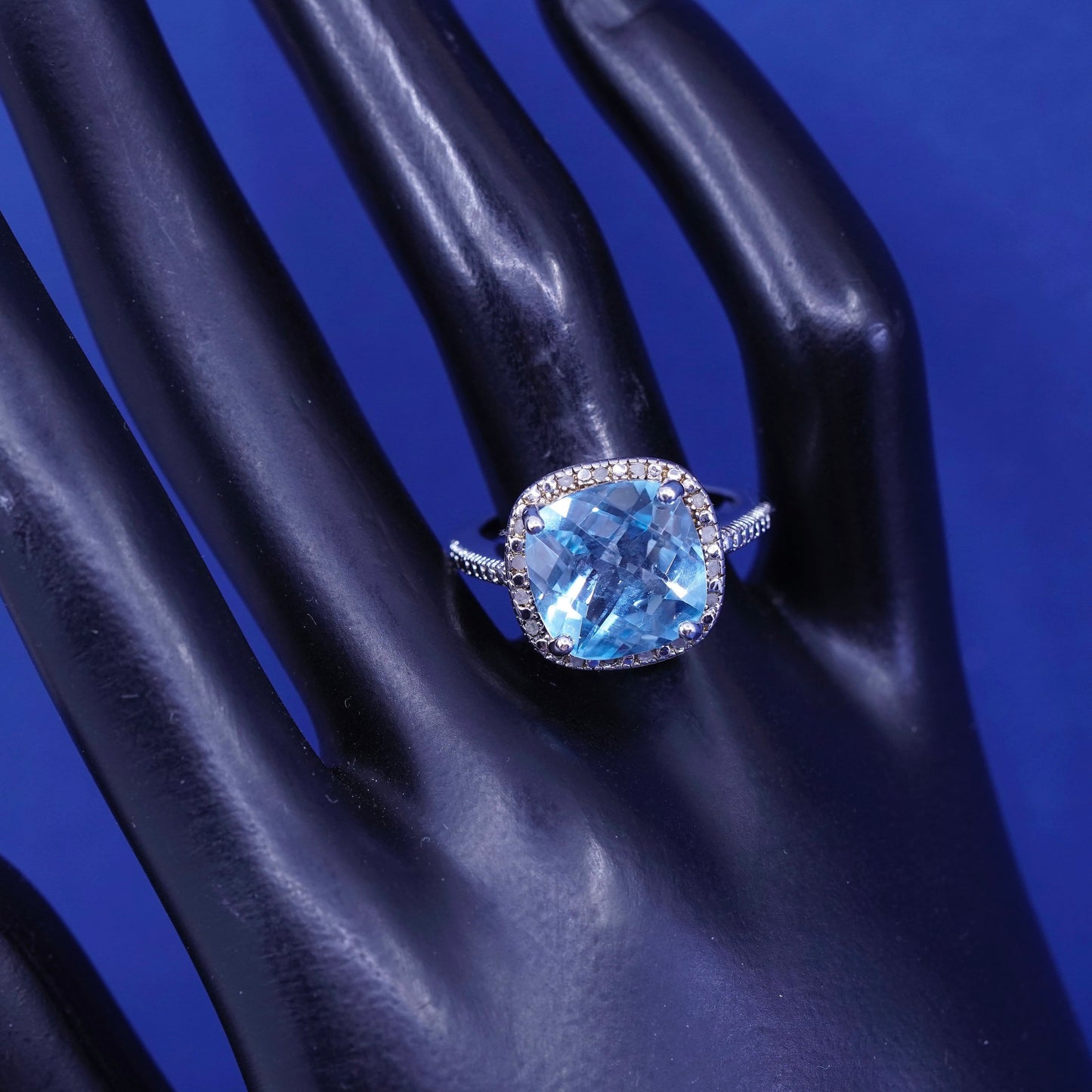 Size 8.25, vtg DBJ Sterling 925 silver ring with cushion cut topaz and diamond