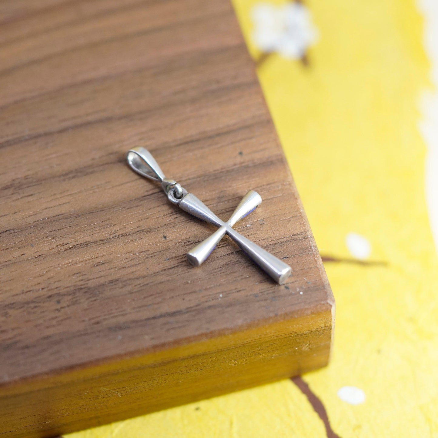 Vintage Sterling silver handmade pendant, 925 cross with lapis lazuli inlay