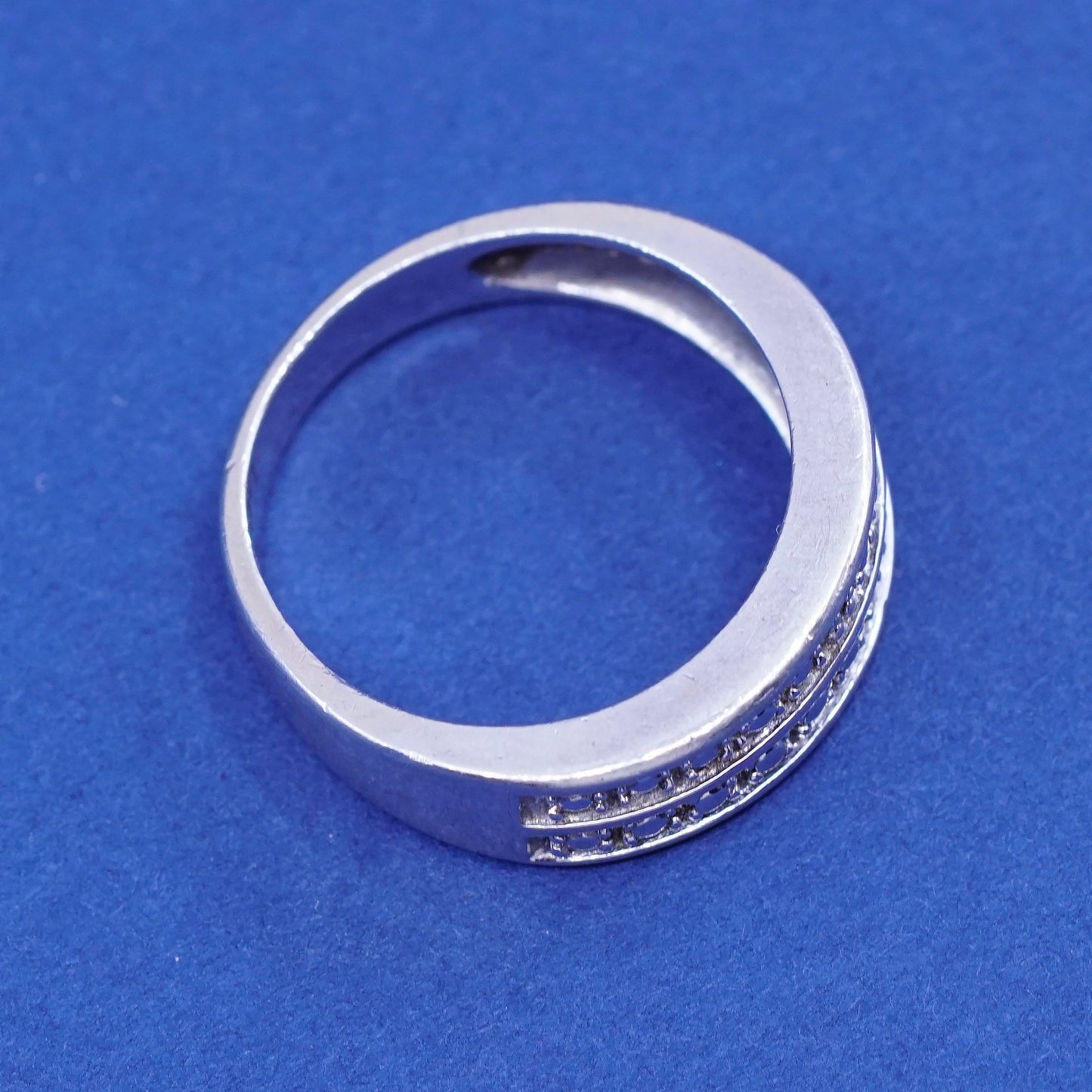 Size 6, vintage Sterling silver handmade ring, 925 band with diamond