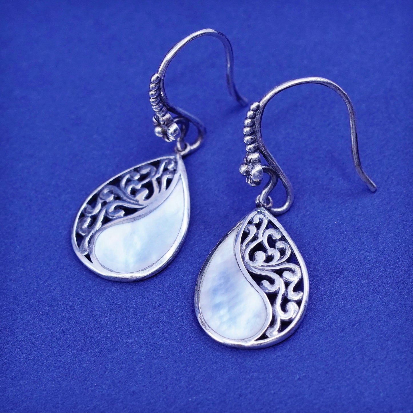 Baroni Sterling 925 silver teardrop filigree earrings w/ mother of pearl