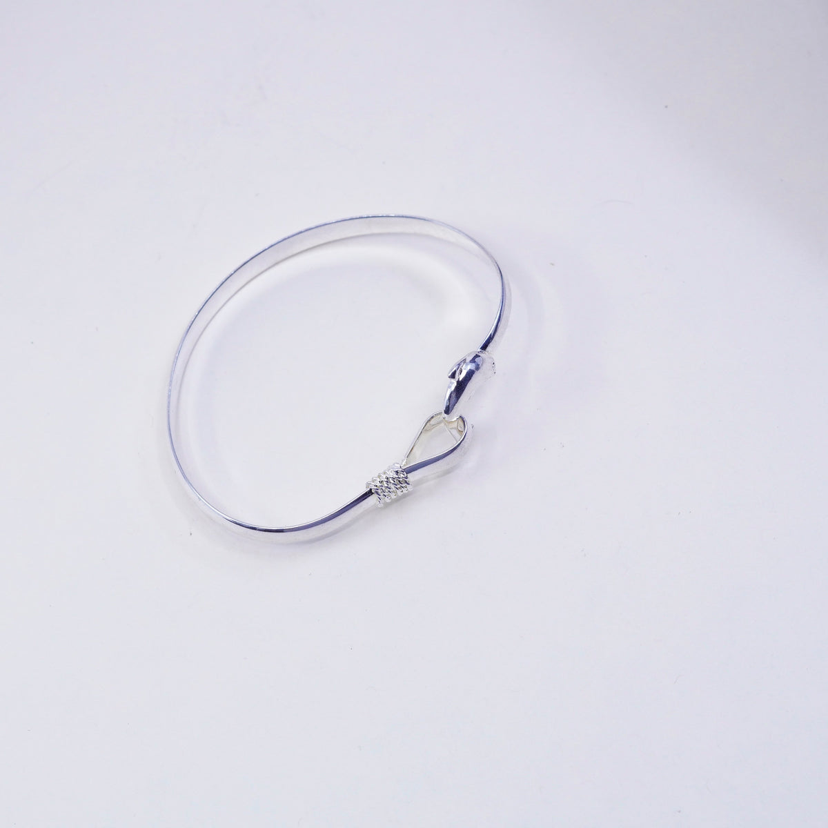 6.5”, Vintage sterling 925 silver handmade bracelet latch bangle dolphin