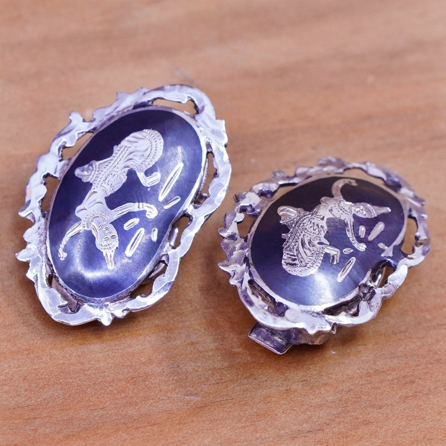 Vintage Siam sterling silver clip on earrings, 925 India earrings, niello, Siam