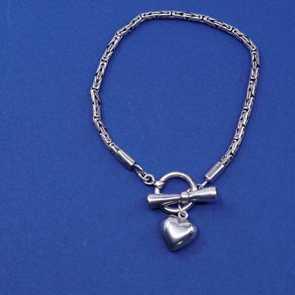 7", Sterling silver 925 Byzantine, birdcage bracelet w/ heart charm N peridot