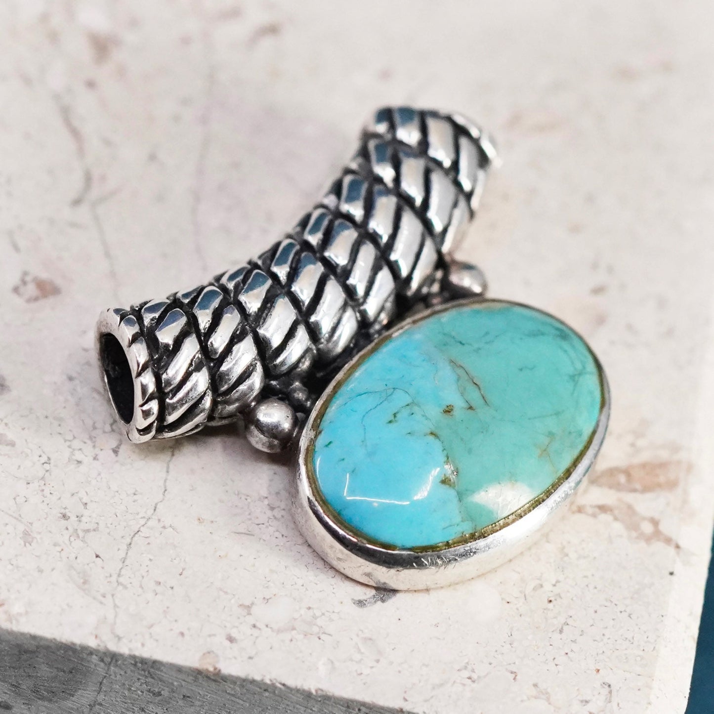 Vintage Sterling 925 silver handmade pendant with oval turquoise