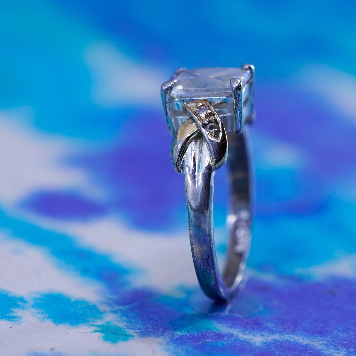Size 7.25, vintage Sterling 925 silver engagement ring with cz