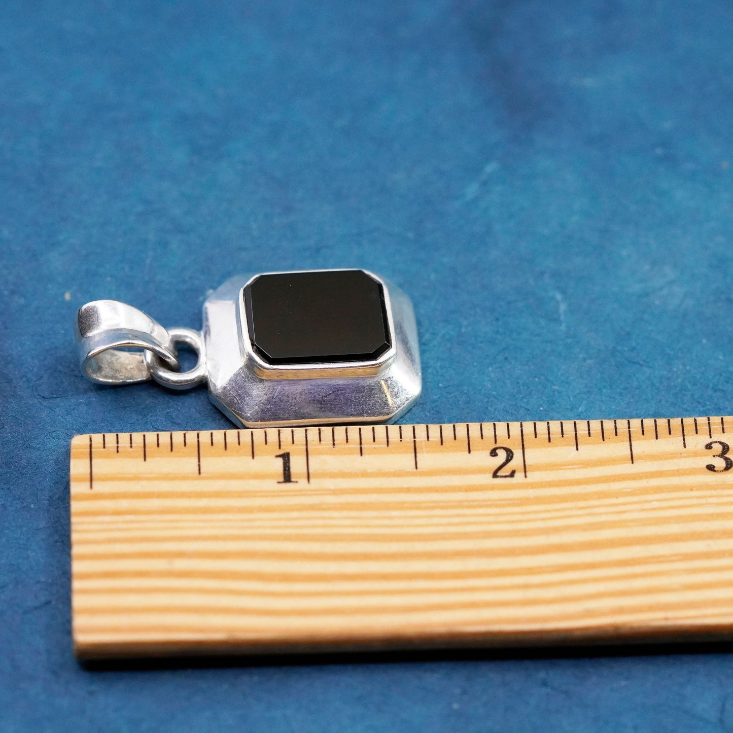 Vintage Mexico Sterling 925 silver handmade pendant with rectangular onyx