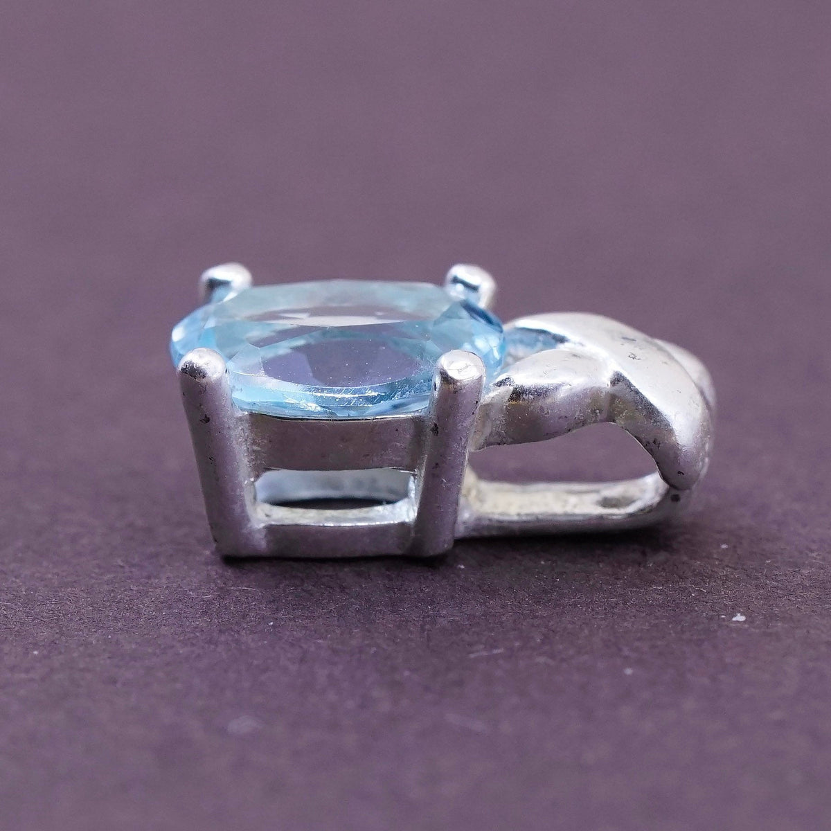Vintage Sterling silver pendant, solid 925 silver with blue topaz