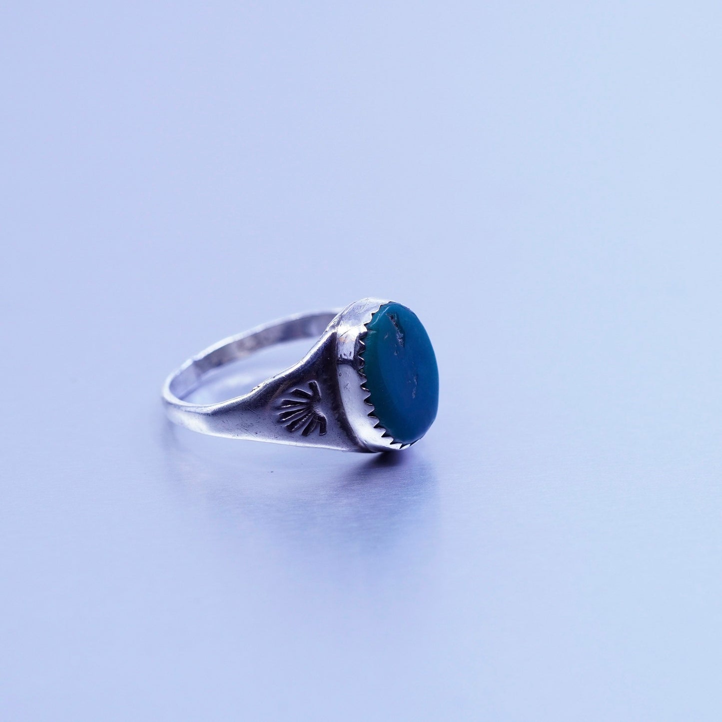 Size 8.25, Native American navajo Sterling 925 silver handmade ring turquoise