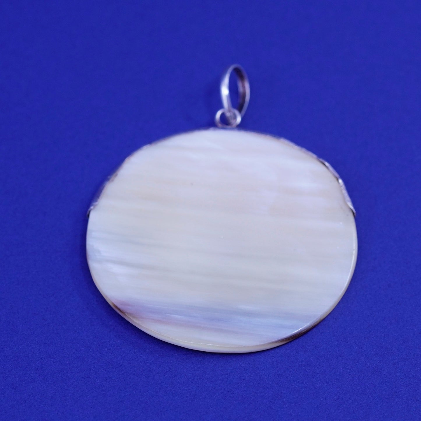 Vintage Sterling silver handmade pendant, 925 floral Bali with mother of pearl