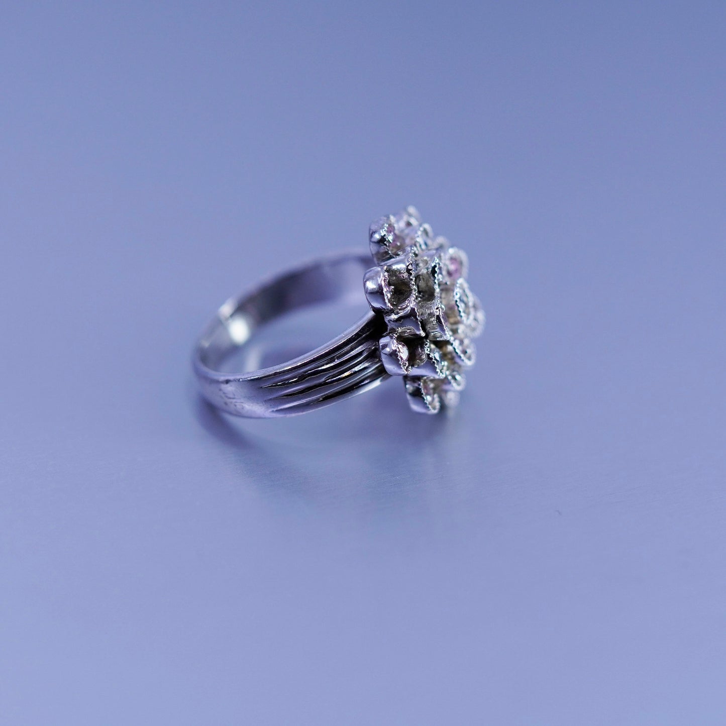 Size 7, vintage fashion Sterling 925 silver flower ring with cluster cz