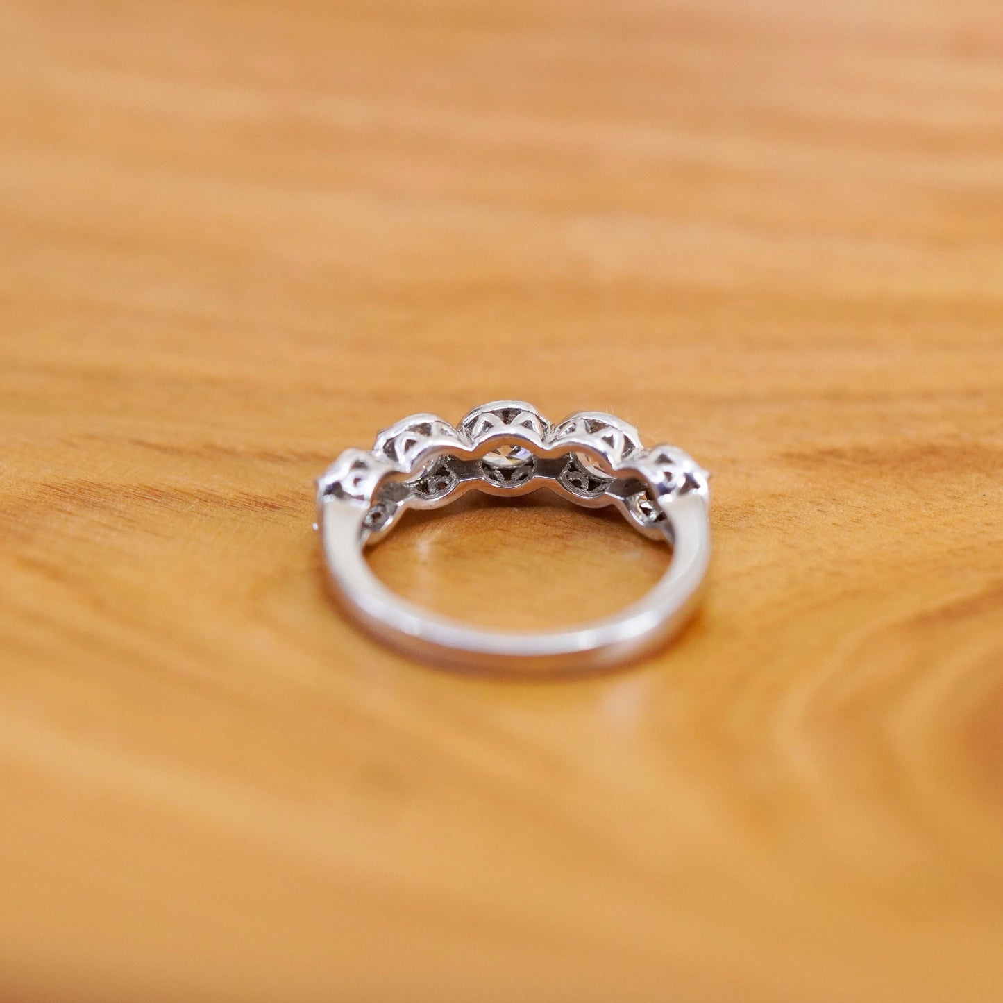 Size 6, vintage Sterling 925 silver anniversary engagement ring with cluster cz