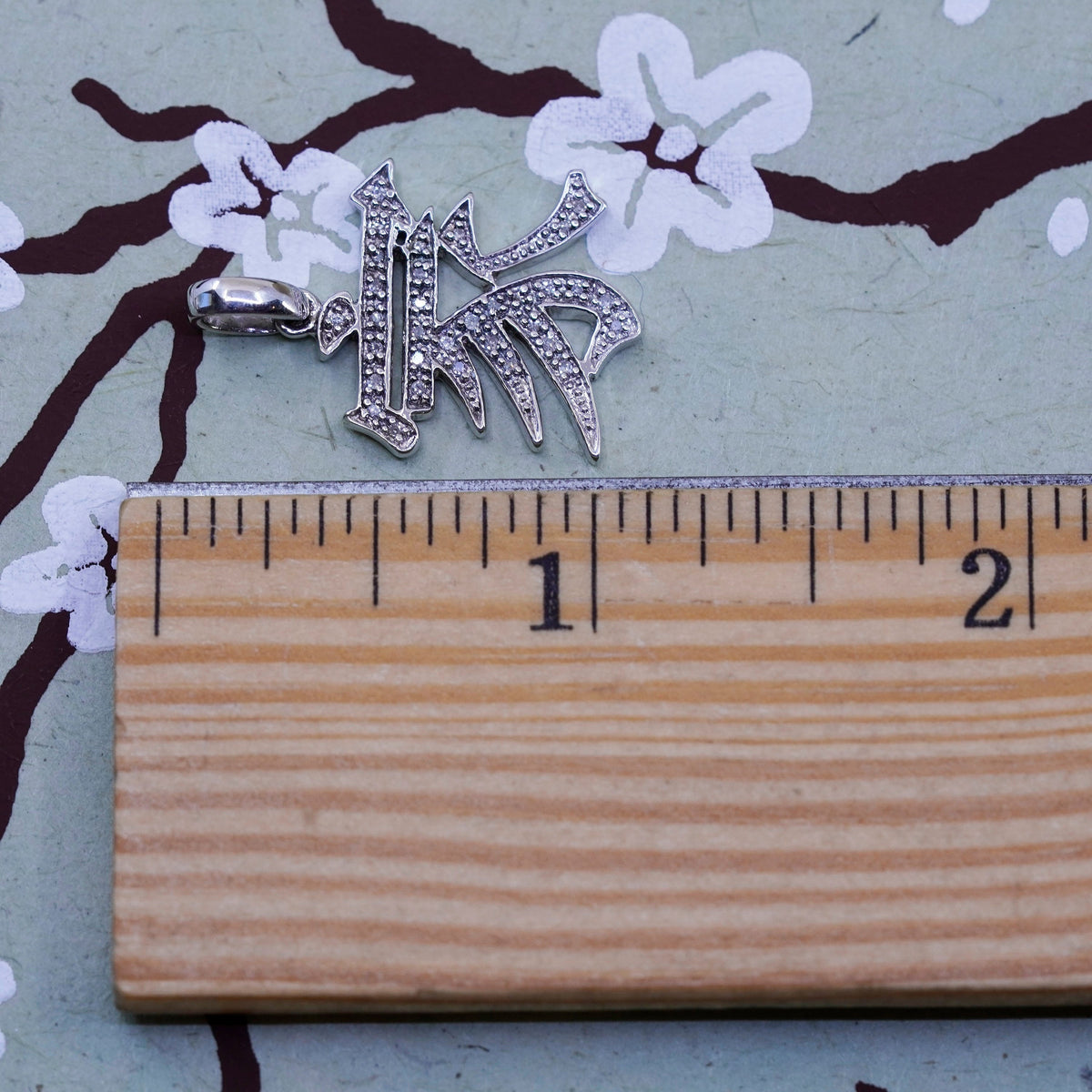 Vintage Sterling 925 silver pendant, Chinese character “family” with cluster cz