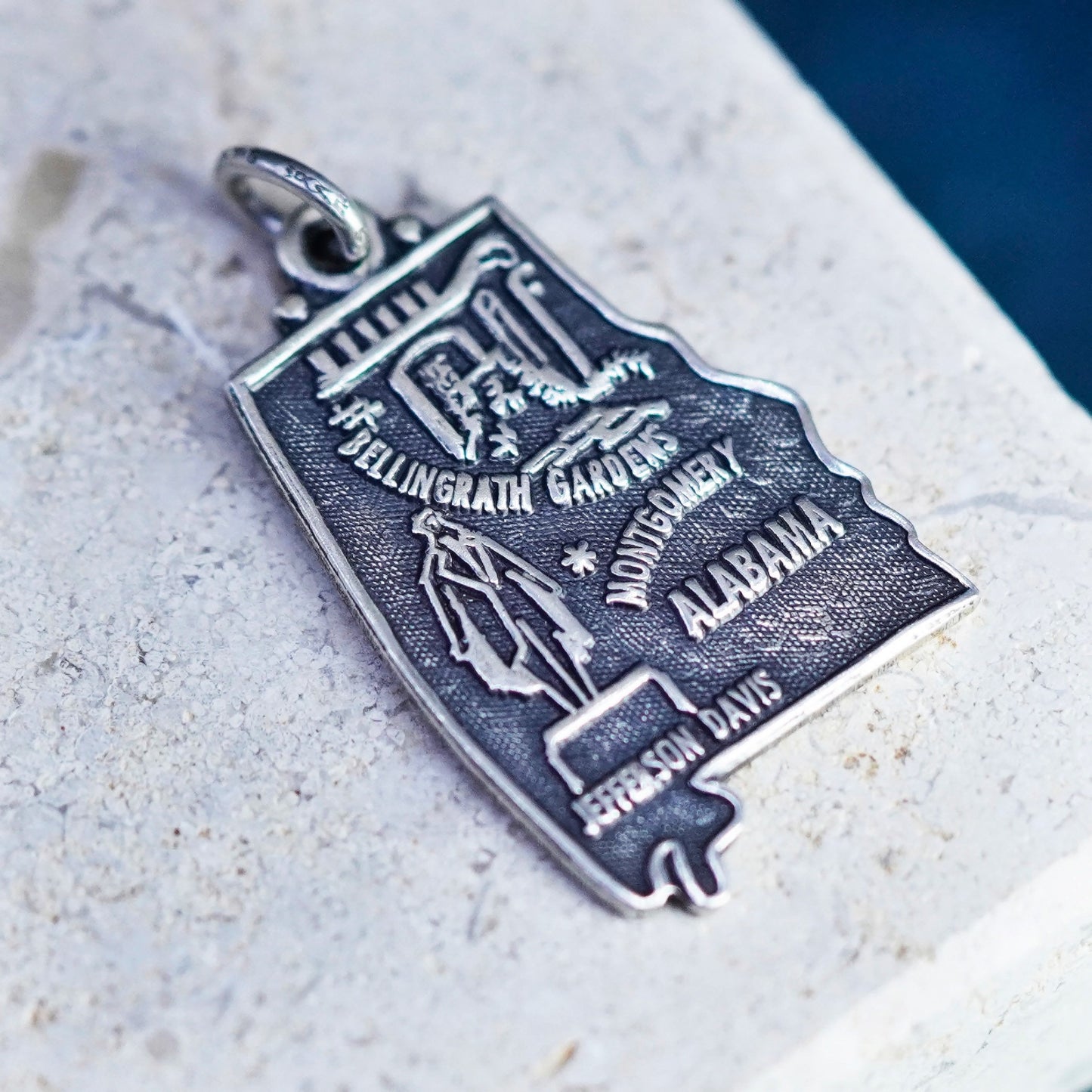 Vintage wells sterling silver handmade pendant, 925 Alabama state tag charm