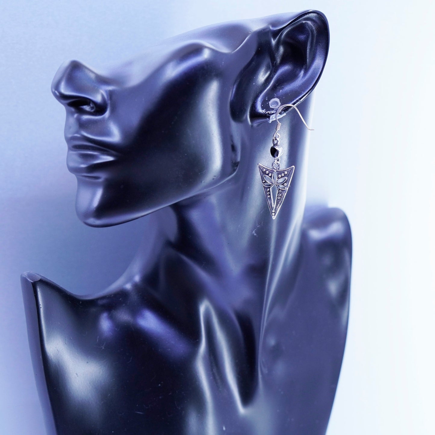 Vintage Sterling 925 silver handmade arrow earrings with black onyx and beads