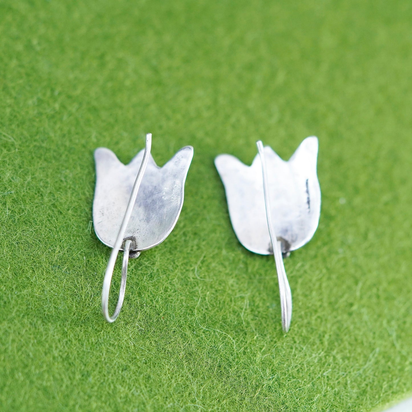 Vintage Sterling 925 silver handmade 925 lily flower earrings with moonstone