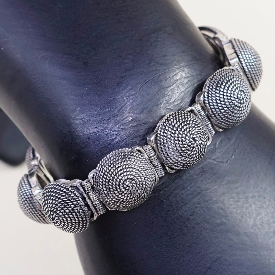 6.75", VTG sterling silver handmade bracelet, 925 textured half circle beads