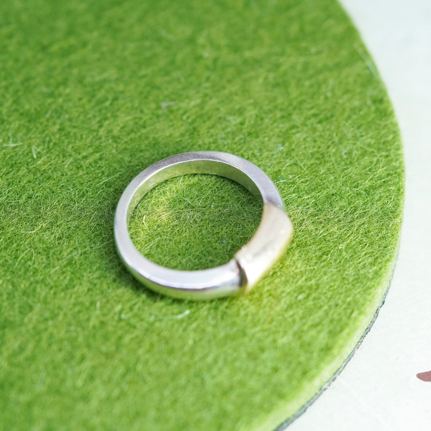Size 6.5, VTG two tone modern 14K with sterling 925 silver handmade ring band