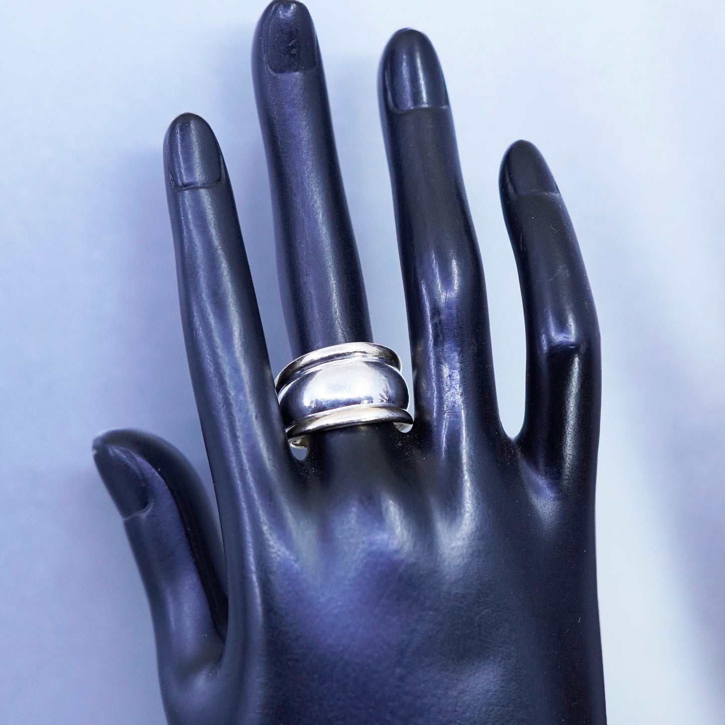 Size 8, vintage Seta Sterling 925 silver handmade ring, modern ribbed band