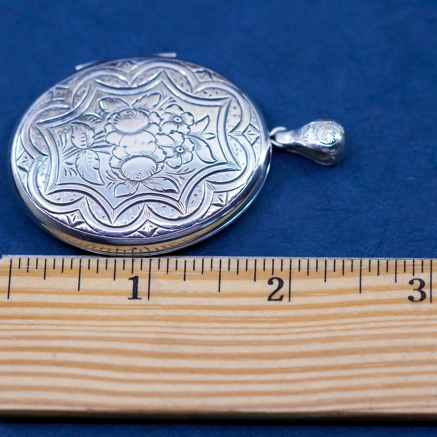 Sterling silver handmade pendant, huge 925 oval floral textured photo locket