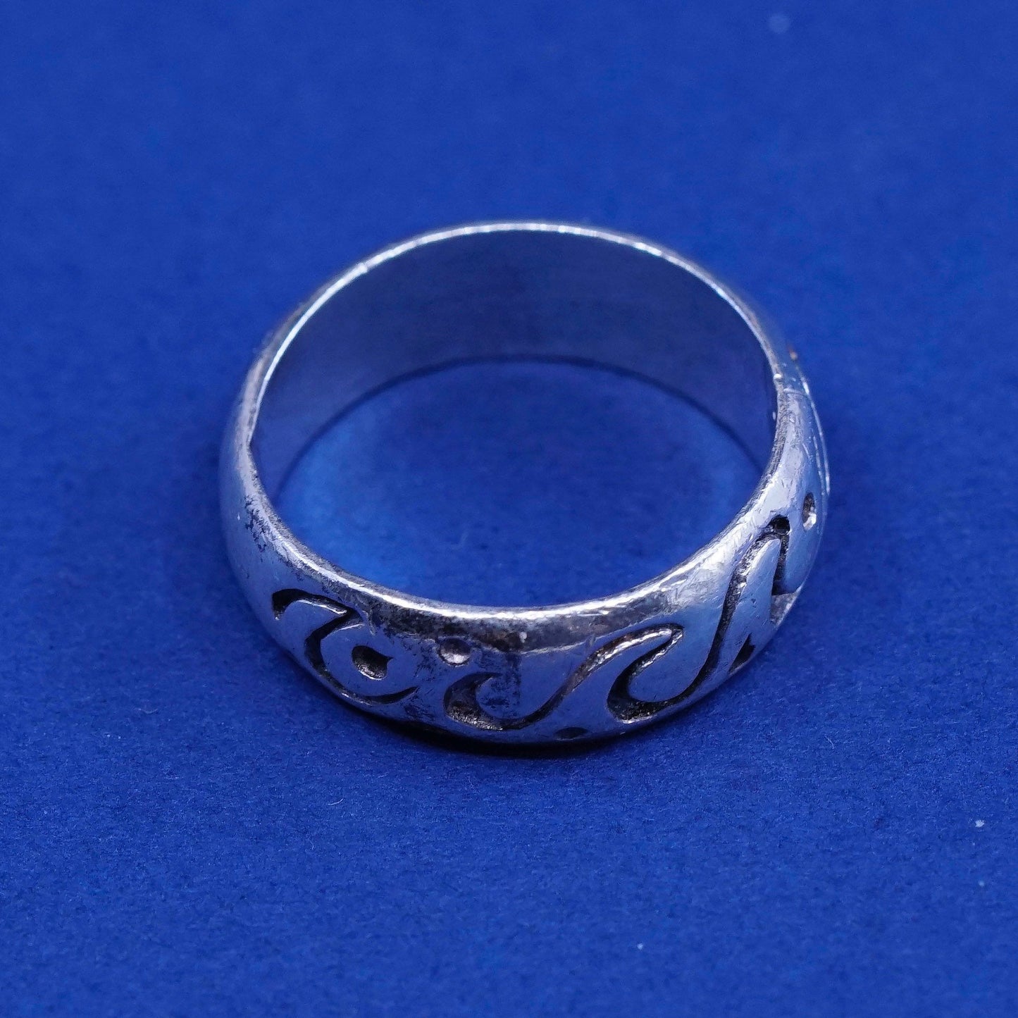 sz 5, vintage Sterling silver handmade ring, hopi 925 band w/ pattern engraved