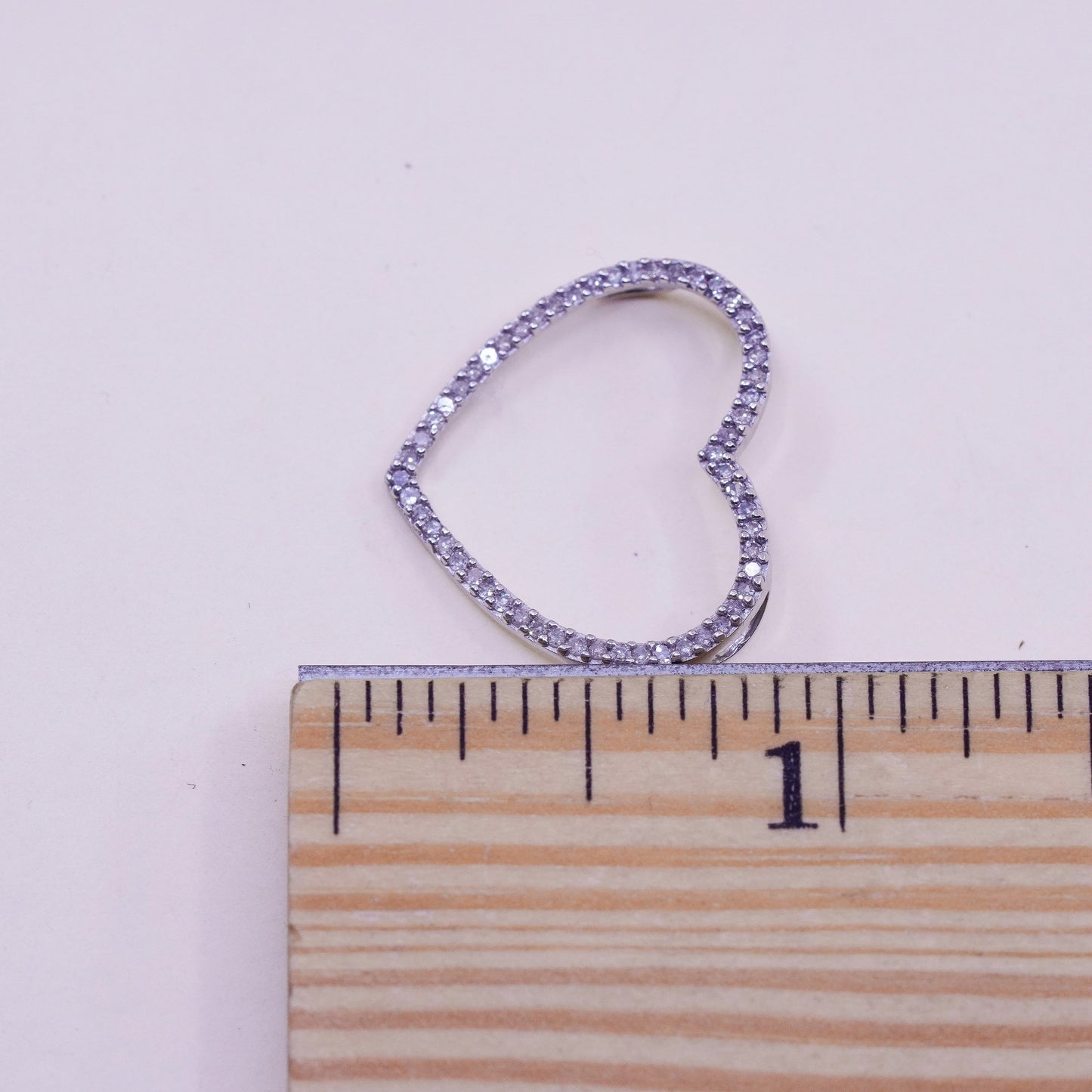 0.9g, 10K white gold Pendant, solid real gold heart Pendant genuine diamond