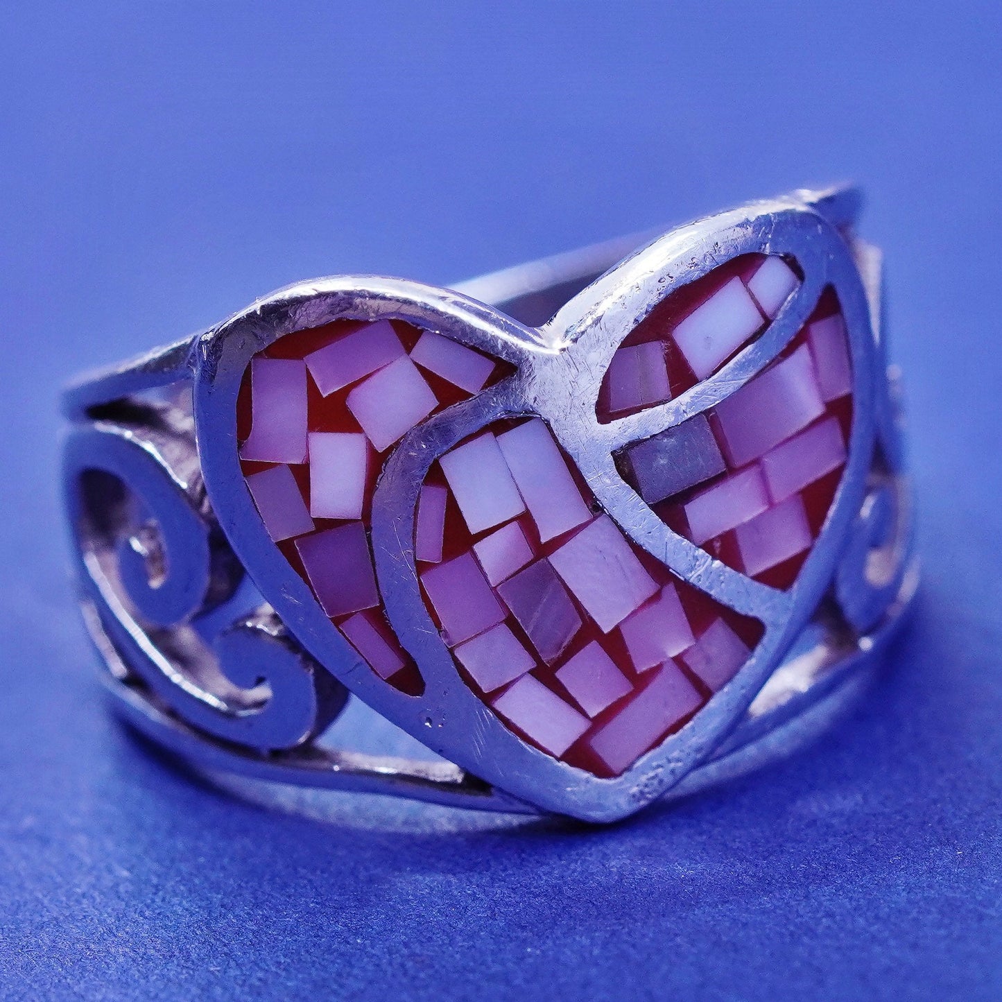 Size 7, vtg Sterling silver handmade ring, 925 heart band pink mother of pearl