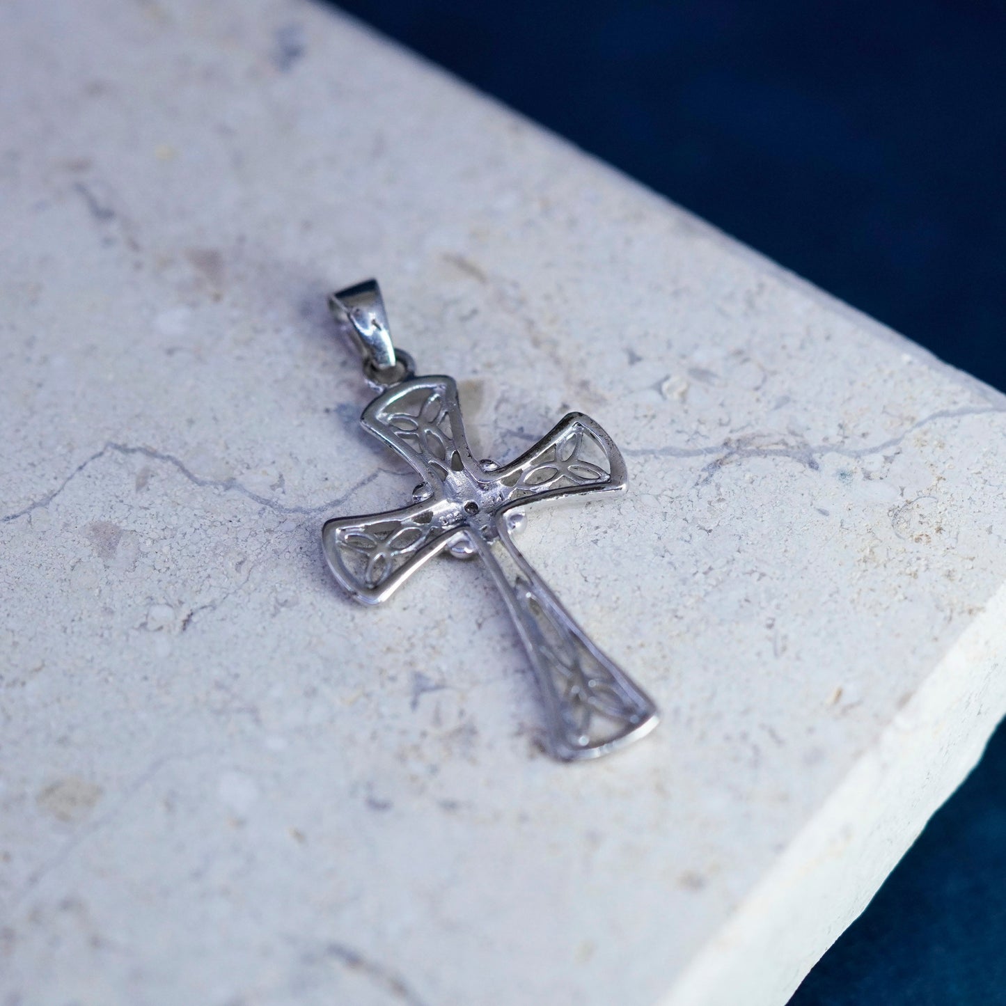 Vintage Sterling silver handmade pedant, filigree 925 cross w/ genuine diamond