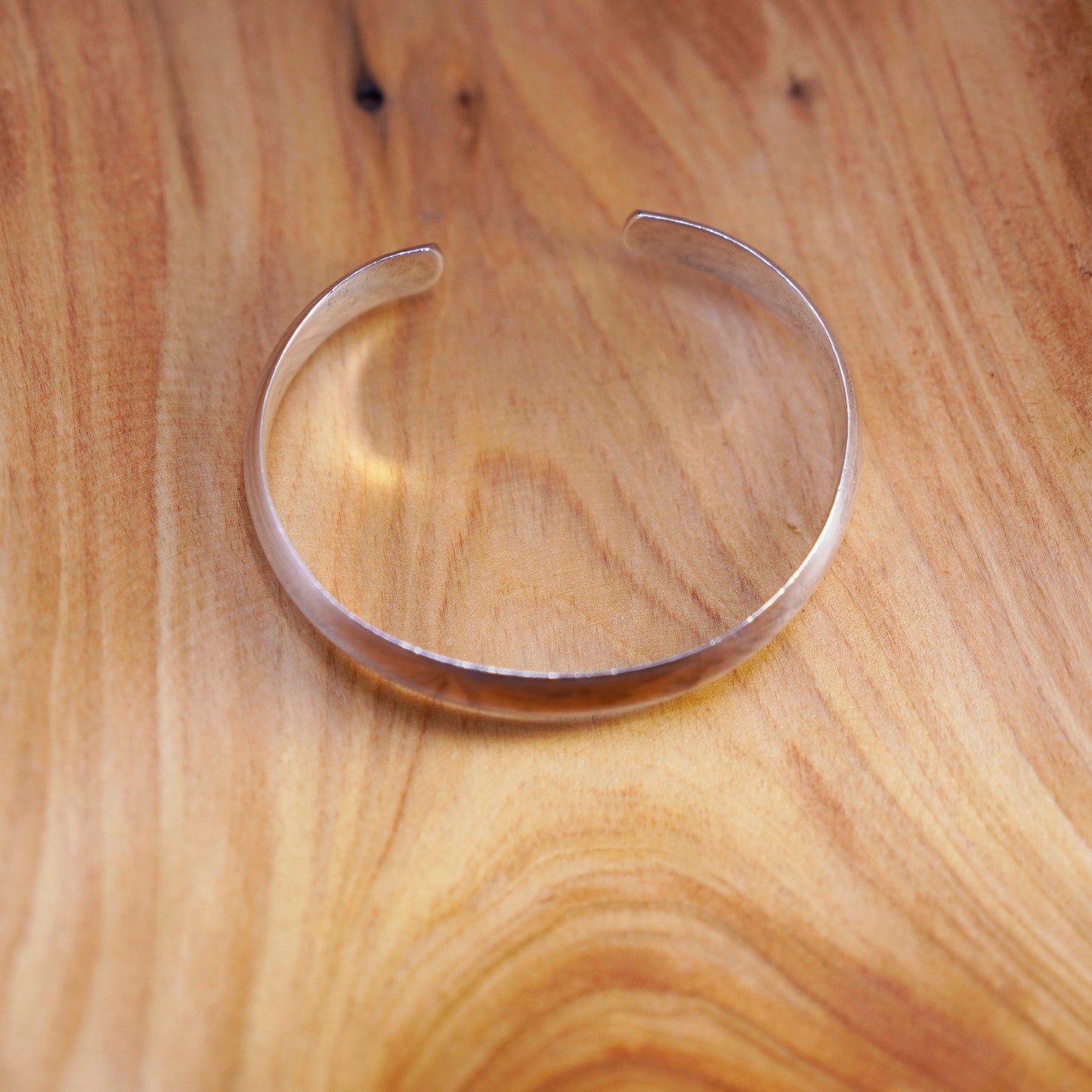 6.75”, VTG Southwestern sterling silver handmade bracelet, stackable 925 cuff