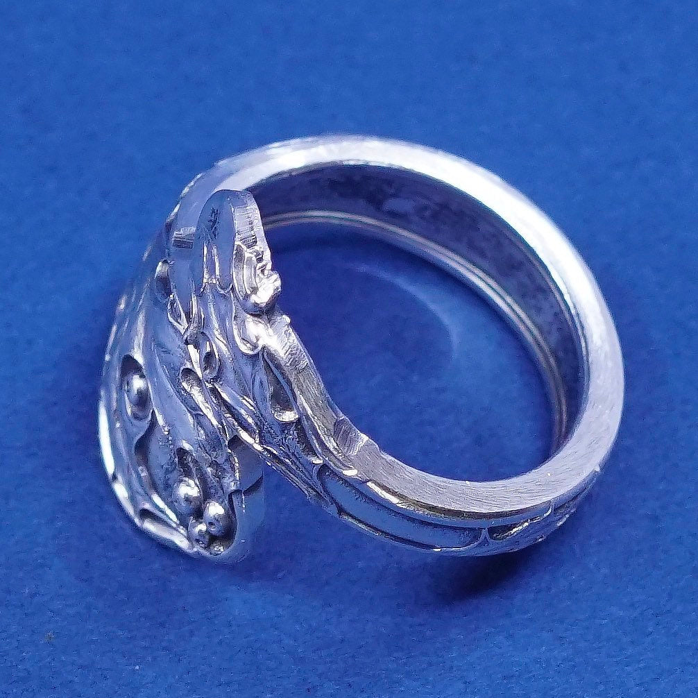 Size 8, vtg Sterling silver handmade ring, 925 flower spoon band