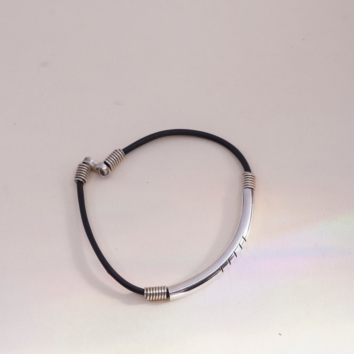 7.25”, Vintage black rubber chain with sterling 925 silver bar