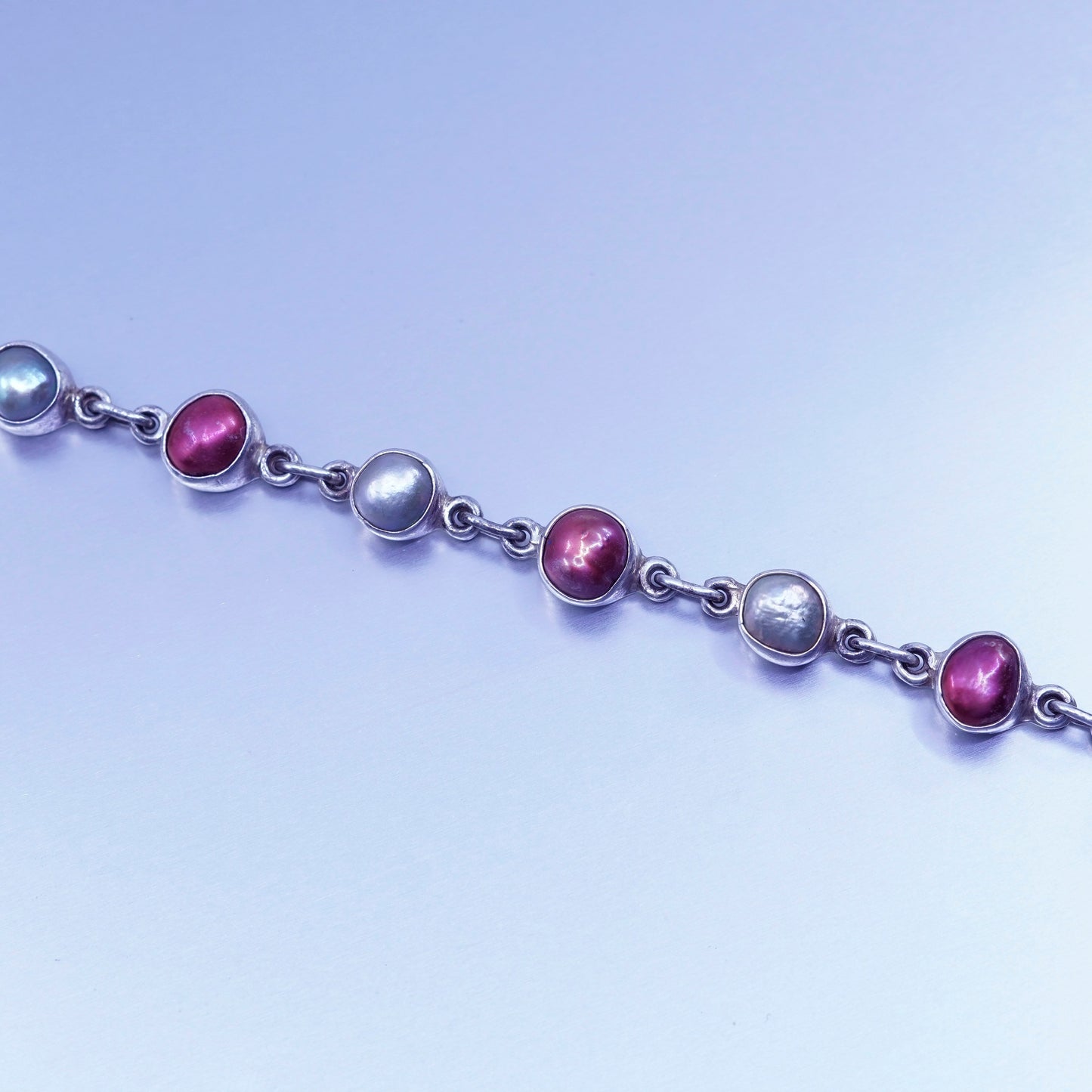 6.75”, vintage Sterling 925 silver bracelet with red white freshwater pearl
