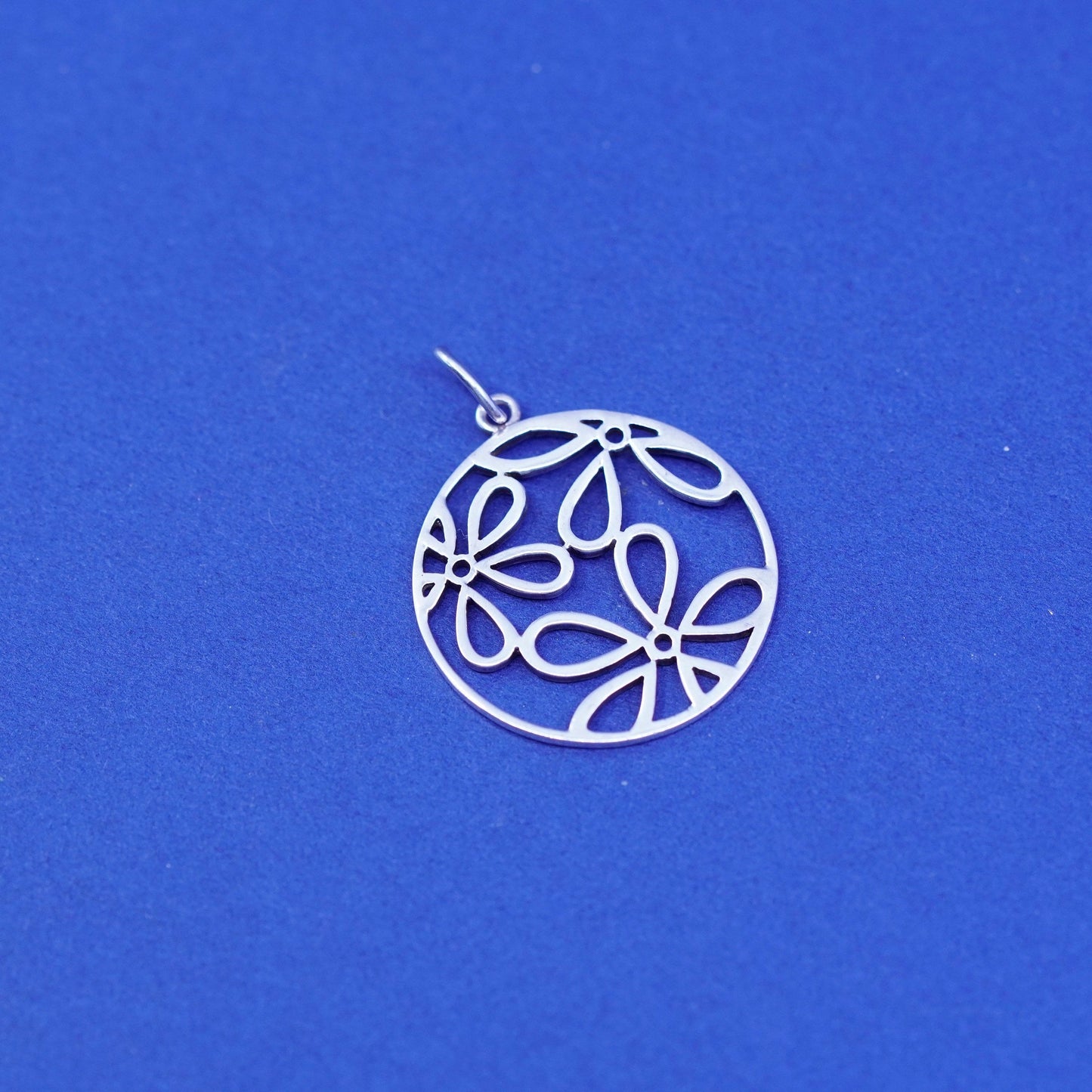 Vintage Tashi Sterling silver handmade pendant, 925 filigree Sakura flower