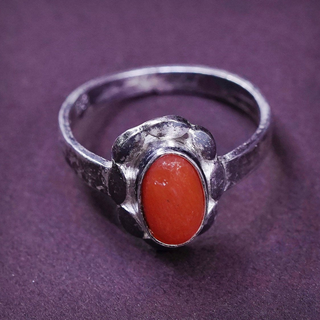 sz 3.75, Sterling silver ring w/ coral, Native American, southwestern 925 band